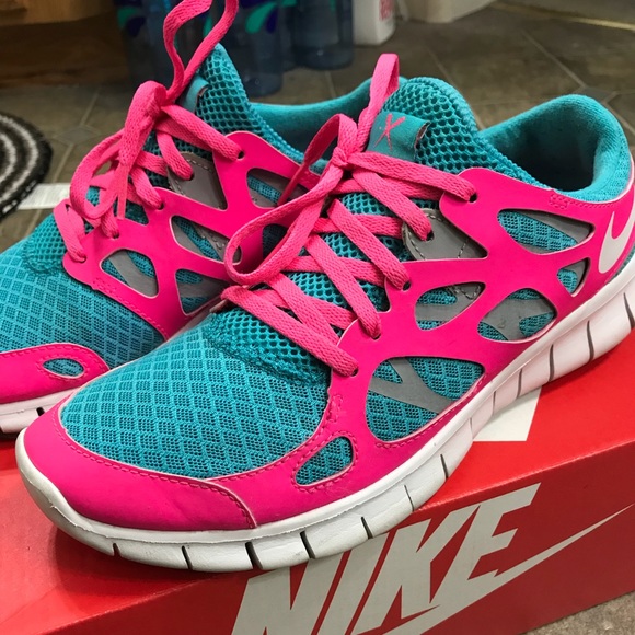 nike free neon pink